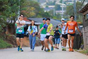 BIB: 8315, 3207, 1200
                            <button type="button" onclick="openModal(18975396)" class="btn btn-primary btn-sm float-right btn-popup" data-toggle="modal" data-target=".modal-high-quality">
                        <i class="fas fa-shopping-cart"></i> Add to Cart
                    </button>
                                            <button type="button" onclick="isThisMe(18975396, true)" class="btn btn-success btn-sm float-right btn-popup btn-isme hidden" data-toggle="tooltip" data-placement="bottom" title="นี่คือรูปของคุณใช่ไหม คลิกที่นี่เพื่อเอาเข้าอัลบั้ม">
                        <i class="fas fa-plus"></i> Add to album
                    </button>
                    <button type="button" onclick="isThisMe(18975396, false)" class="btn btn-warning btn-sm float-right btn-popup btn-isnotme hidden">
                        <i class="fas fa-ban"></i> Remove from album
                    </button>